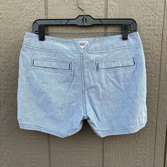 Columbia PFG Women's size 6 Shorts Carnelian Bay Blue Chambray Chino summer - Picture 1 of 2